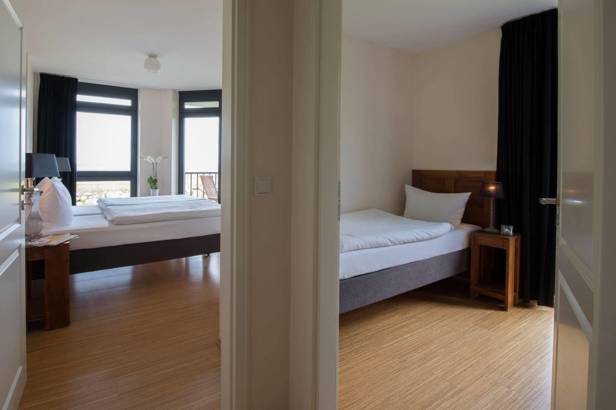 Aparthotel Ostseeperle Glowe - Schoen Gestrandet Exterior photo